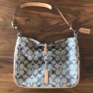 Coach signature Hampton bag No D1K-6091